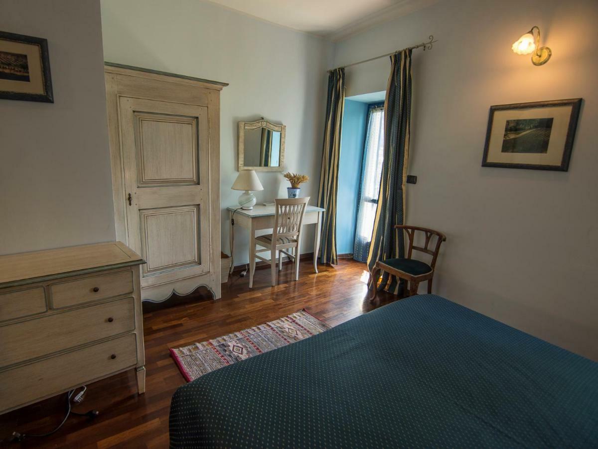 Sinio B&B Il Sole Delle Rive מראה חיצוני תמונה